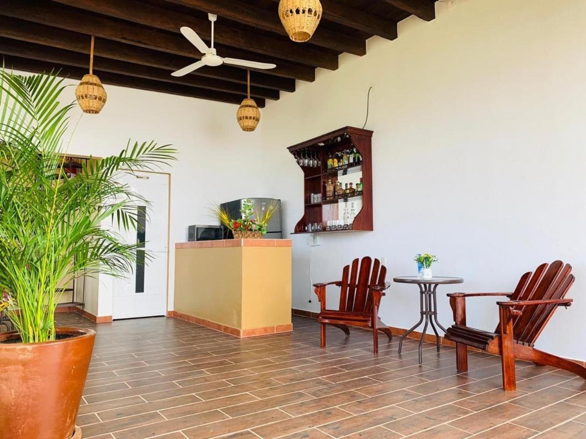 Estacahuite Gloria'S Hotel מראה חיצוני תמונה