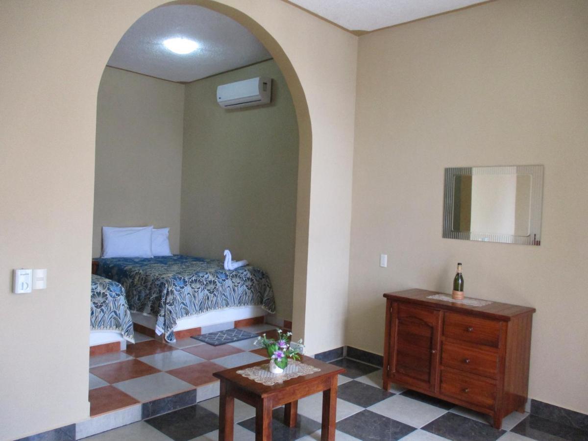 Estacahuite Gloria'S Hotel מראה חיצוני תמונה